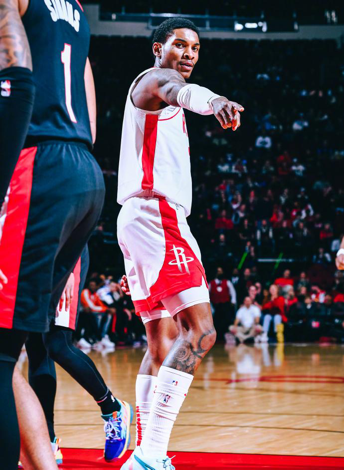 今日2024全明星闪耀星夜谁将登顶篮球盛宴